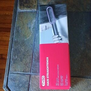 TYMO 3D Ionic Hair Straightener - Purple and Black.    D